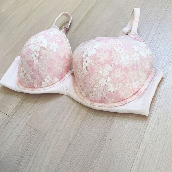 BUY 1 GET 1 FREE 38D Victorias Secret body by Victoria lined demi pink lace bra - Picture 2 of 12